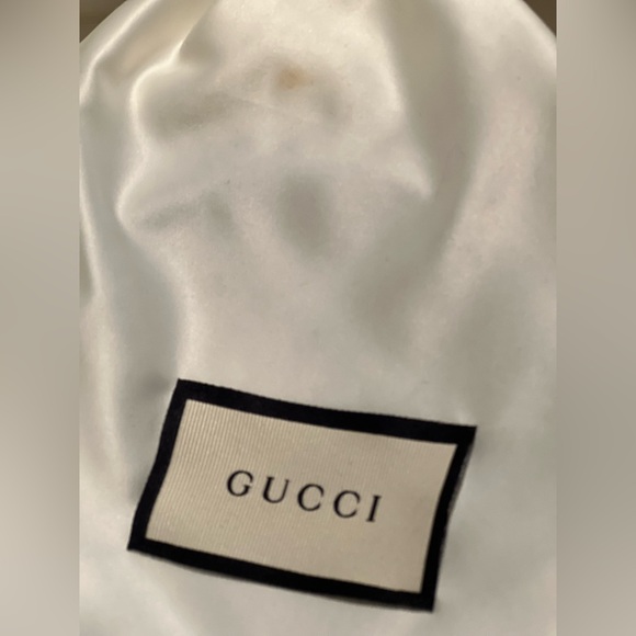 Gucci Leather Belt with Double G Buckle - Picture 6 of 11